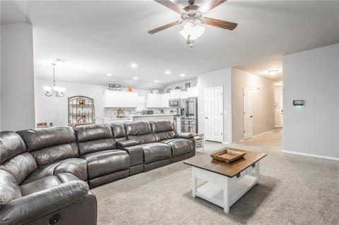 9640 Eli Dr, Moore, OK 73160 photo 8