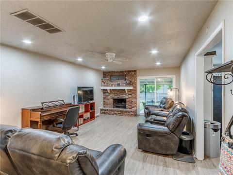 3405 N Eagle Ln, Bethany, OK 73008 photo 4