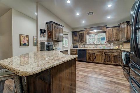 22831 Stevens Rd, Tecumseh, OK 74873 photo 8