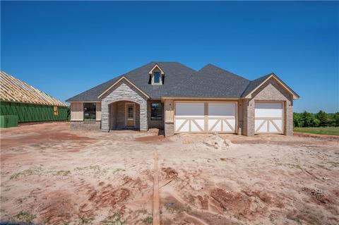 1135 Colonial Ave, Tuttle, OK 73089 photo 1