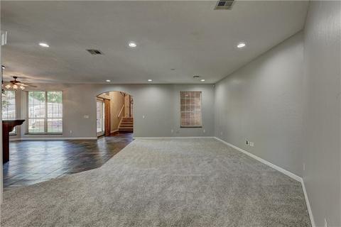 3813 Shadowridge Dr, Norman, OK 73072 photo 9
