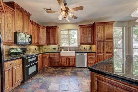 3813 Shadowridge Dr, Norman, OK 73072 photo 12