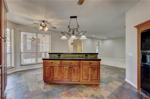 3813 Shadowridge Dr, Norman, OK 73072 photo 13