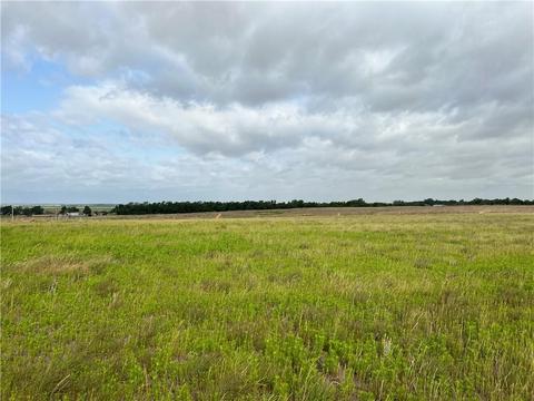 15001 SW 104 St, Mustang, OK 73064