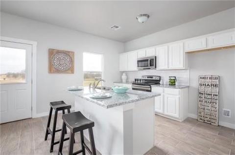 15942 Lasso Cir, Mcloud, OK 74851 photo 9
