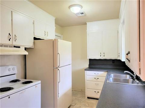 428 S 4th St, Mcloud, OK 74851 photo 5
