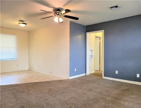 428 S 4th St, Mcloud, OK 74851 photo 4