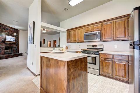220 Waterfront Dr, Norman, OK 73071 photo 11