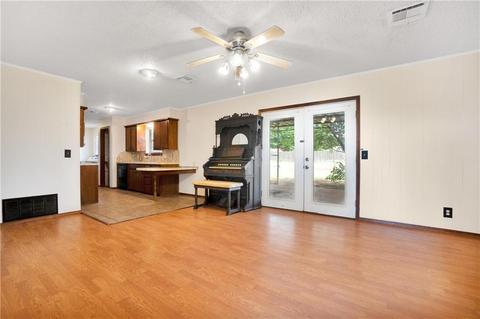 623 E Grand Ave, Sayre, OK 73662 photo 11