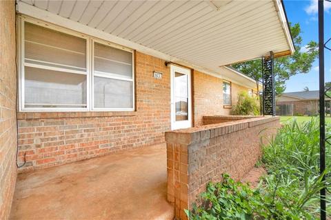 623 E Grand Ave, Sayre, OK 73662 photo 5