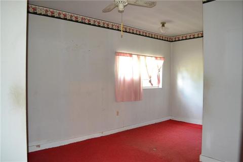 224 E 2nd St, Stroud, OK 74079 photo 7