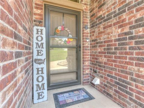 5880 Cimarron Cir, Guthrie, OK 73044 photo 3