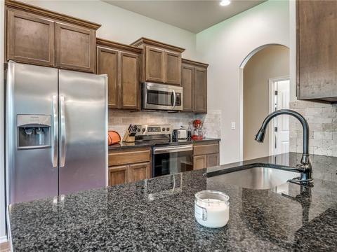 5880 Cimarron Cir, Guthrie, OK 73044 photo 10