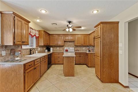 11620 Vail Dr, Guthrie, OK 73044 photo 3