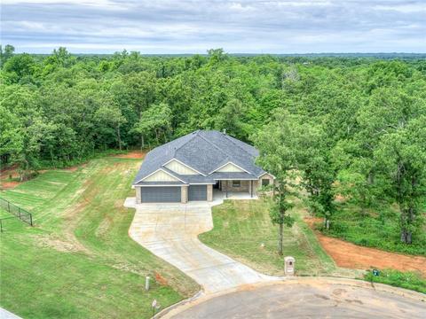 9525 Megans Way, Mcloud, OK 74851 photo 2