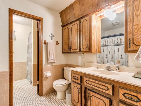 2920 Hensley Rd, Norman, OK 73026 photo 28