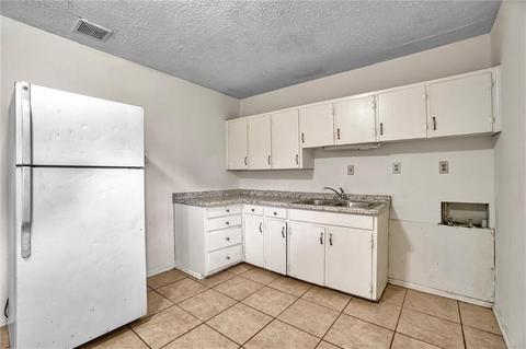 808 Denise St, Altus, OK 73521 photo 8