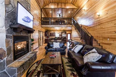 166 Marlin Dr, Broken Bow, OK 74728