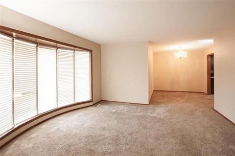 105 Sandra Rd, Clinton, OK 73601 photo 5