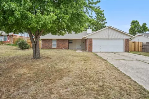 392 W Echo Ln, Harrah, OK 73045 photo 25