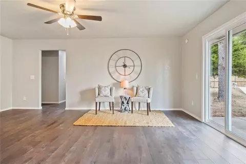392 W Echo Ln, Harrah, OK 73045 photo 4