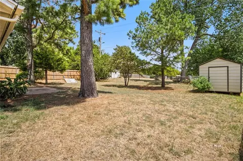 392 W Echo Ln, Harrah, OK 73045 photo 27