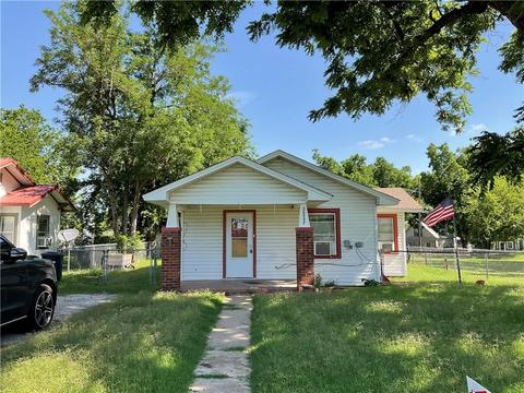 20557 Oak St, Harrah, OK 73045 photo 1