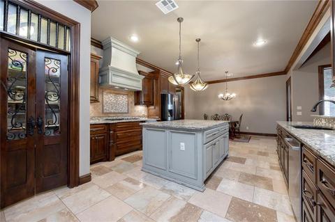 2708 Rustic Rd, Edmond, OK 73034 photo 9