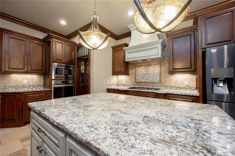 2708 Rustic Rd, Edmond, OK 73034 photo 10