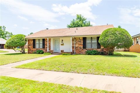 236 E 31st St, Edmond, OK 73013 photo 1