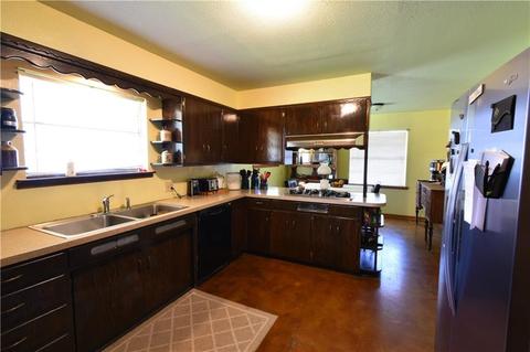 303 E Main St, Marshall, OK 73056 photo 6