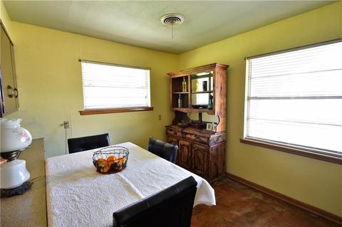 303 E Main St, Marshall, OK 73056 photo 8