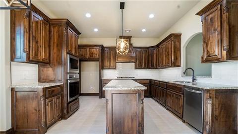 1302 Kimberlin Ln, Tuttle, OK 73089 photo 9