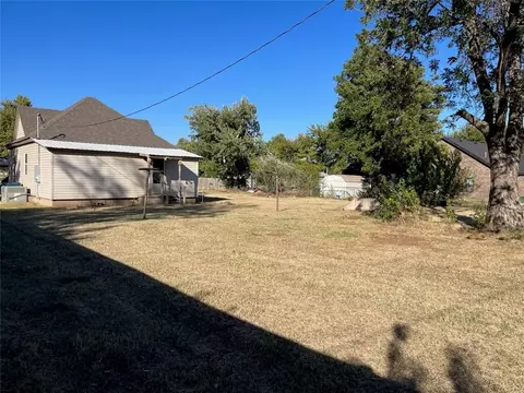 504 W Pine St, Tuttle, OK 73089 photo 28