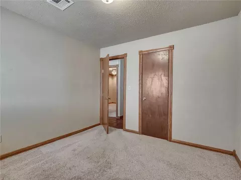 1 NE 3rd St, Tuttle, OK 73089 photo 25