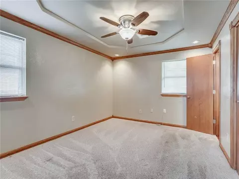1 NE 3rd St, Tuttle, OK 73089 photo 17