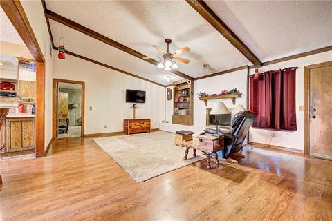 232 E Platt Dr, Yukon, OK 73099 photo 3