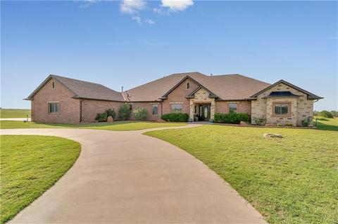 13574 N 2040 Rd, Lone Wolf, OK 73655