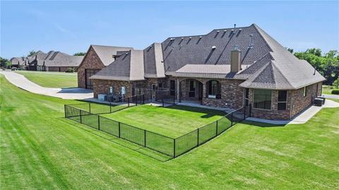 206 N Riverside Dr, Moore, OK 73160 photo 28