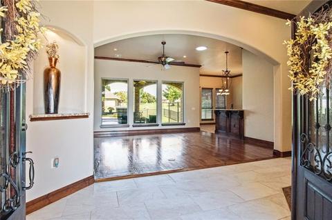 206 N Riverside Dr, Moore, OK 73160 photo 6