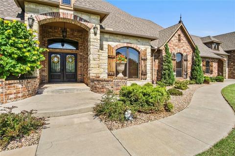 206 N Riverside Dr, Moore, OK 73160 photo 4