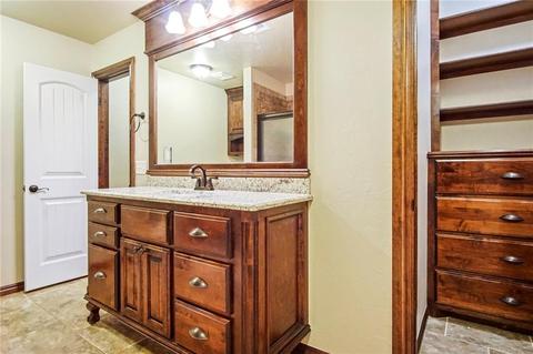 206 N Riverside Dr, Moore, OK 73160 photo 15