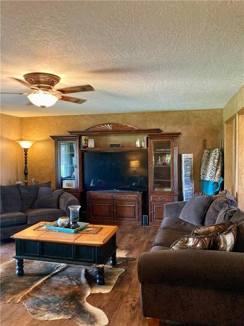 935 N Blake Ave, Hydro, OK 73048 photo 5