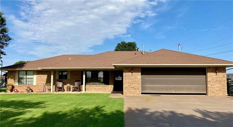 935 N Blake Ave, Hydro, OK 73048 photo 1