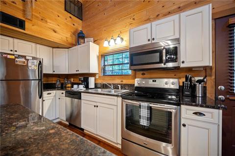 220 Greenling Rd, Broken Bow, OK 74728 photo 3