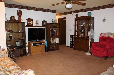2305 8th St, Prague, OK 74864 photo 14
