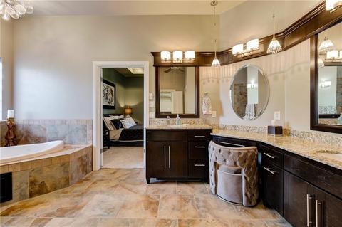 4537 Moorgate Dr, Norman, OK 73072 photo 19