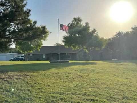 305 S Czech Hall Rd, Tuttle, OK 73089 photo 13