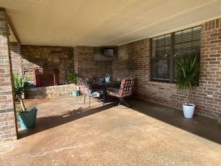 305 S Czech Hall Rd, Tuttle, OK 73089 photo 5