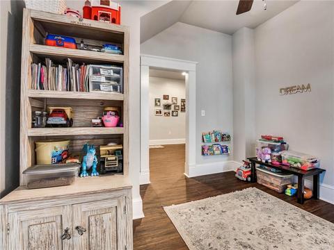 309 E Springer Ave, Guthrie, OK 73044 photo 13